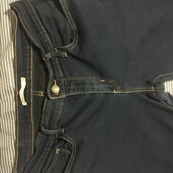 LEVI’S - Picture 3 of 5